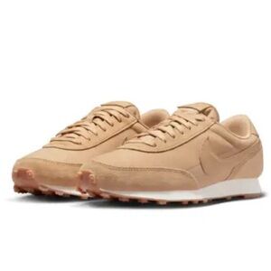Nike Daybreak Vachetta Tan (Women's) Size 6.5 Sneaker casual workout shoes